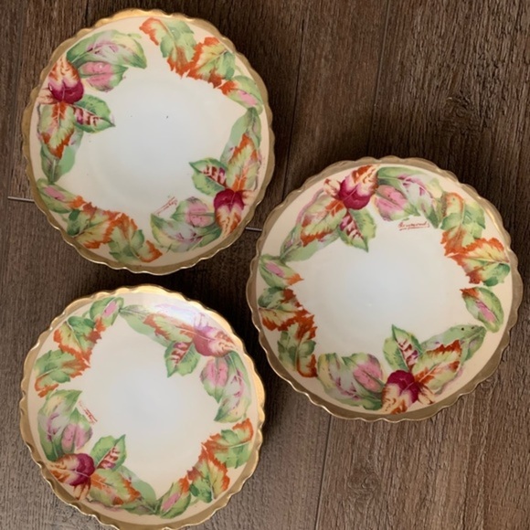 Plates from Australia - Picture 1 of 9